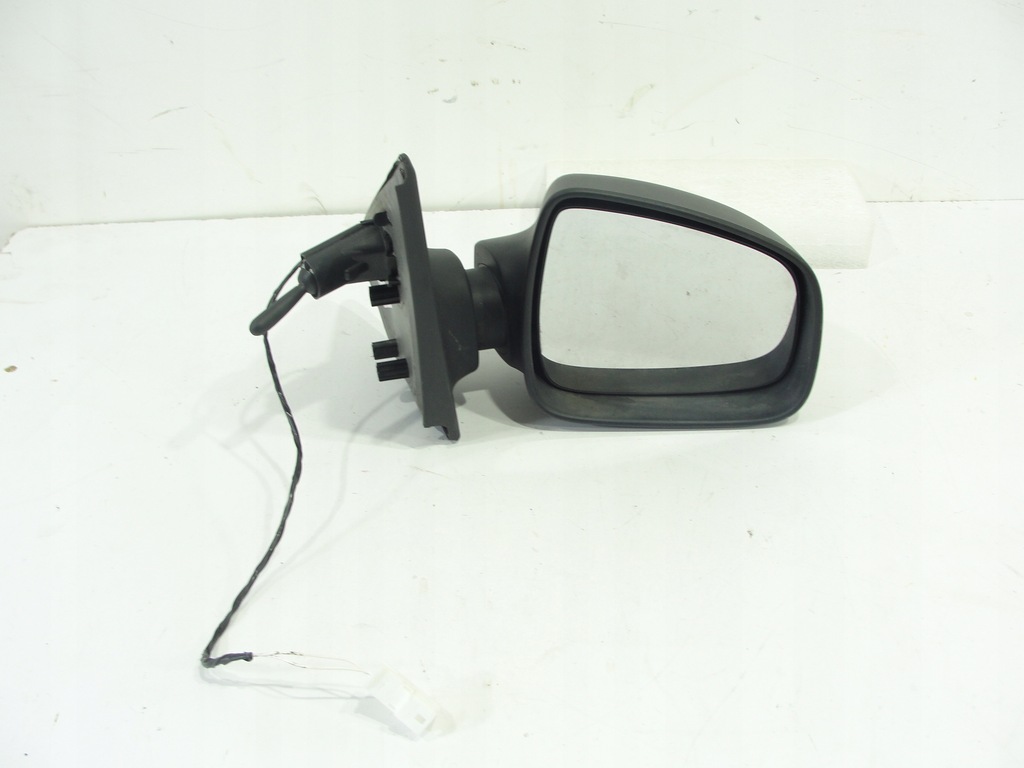 фото №1, Зеркало правое logan ii sandero 963017495r