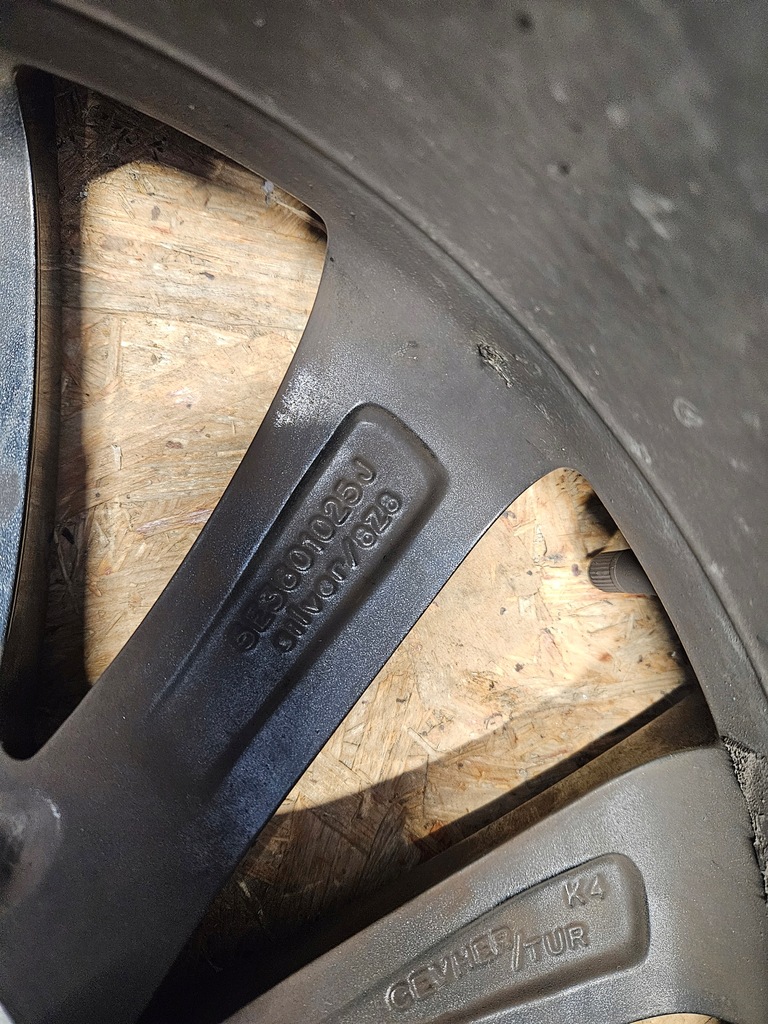 фото №13, Skoda octavia iv диск алюминиевая 18 cali orginal