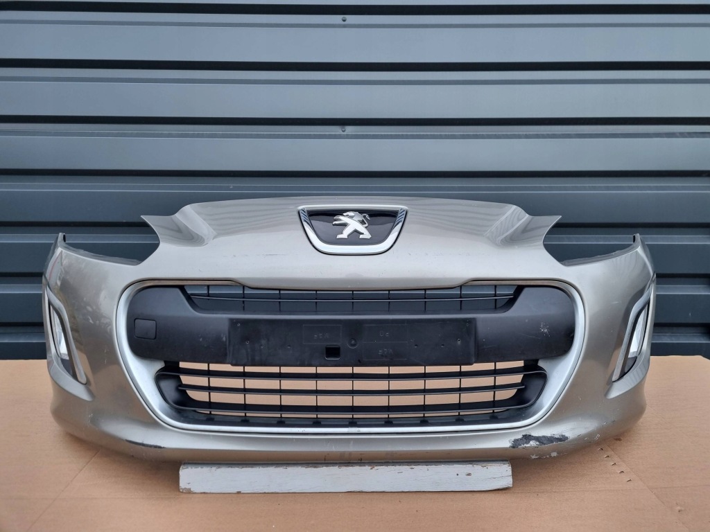 фото №1, Peugeot 308 i lift 2010- бампер перед оригинал a119