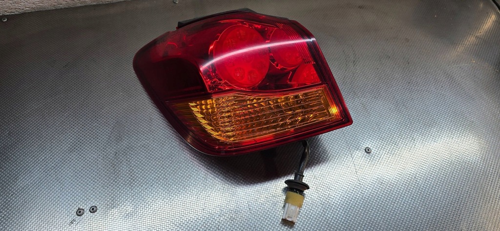 фото №1, Mitsubishi asx lift 2015 лампа ліва задня задня задня w крила p9372