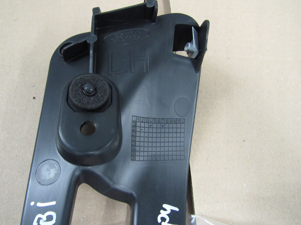 фото №5, Ford focus mk 3 2011-2018 крепление. накладка задняя левый