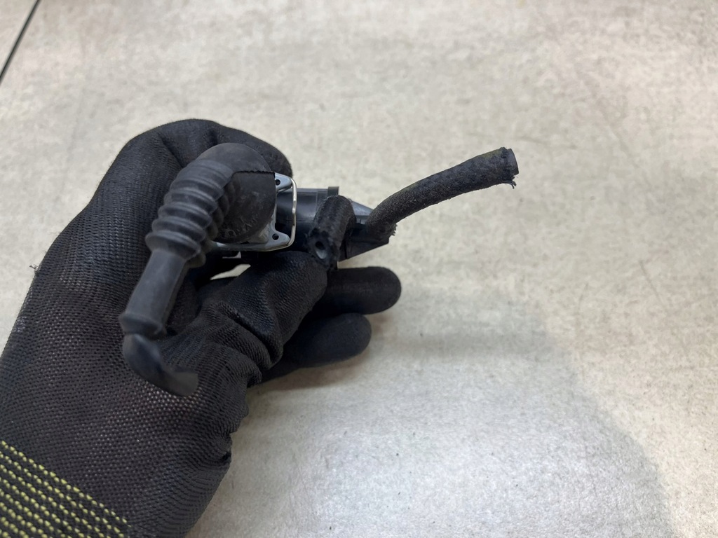 фото №5, Клапан вакуумa audi a4 b6 2.5 tdi 1j0906283a