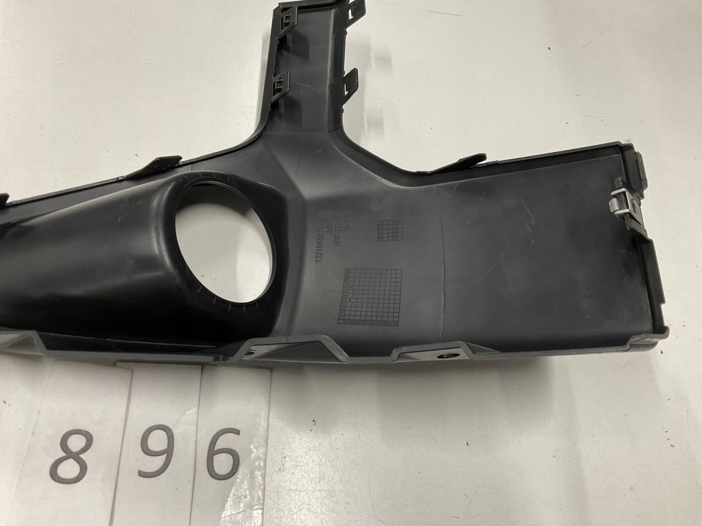 Решётка бампера передний, корпус противотуманной фары fiat ducato правый  896. Доставка