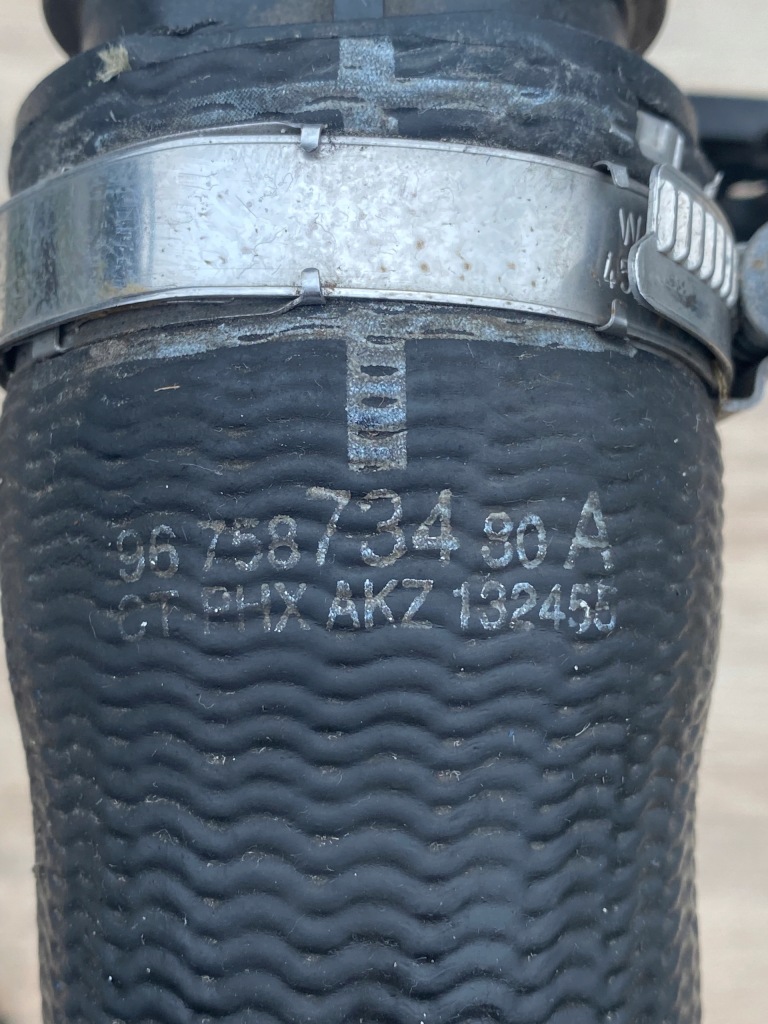 Труба шланг воздуха peugeot 308 2 citroen c4 picasso 2 - 9801902880 Киев