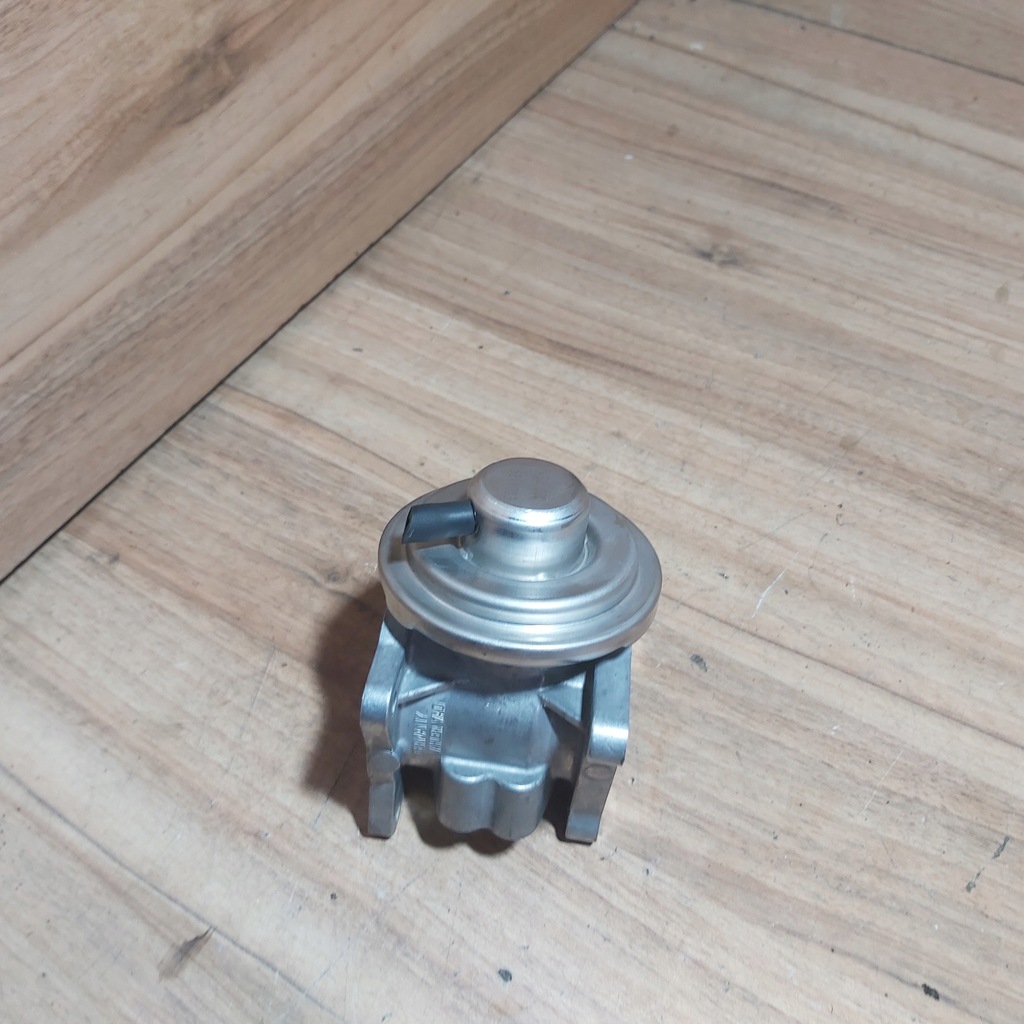 фото №1, Клапан egr golf iv 1.9 tdi 038129637d