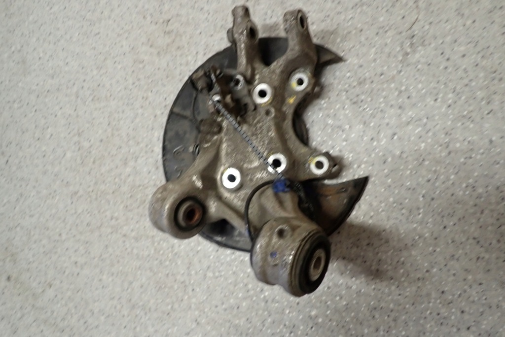 фото №4, Honda civic viii 06 4d поворотний кулак задня права sedan