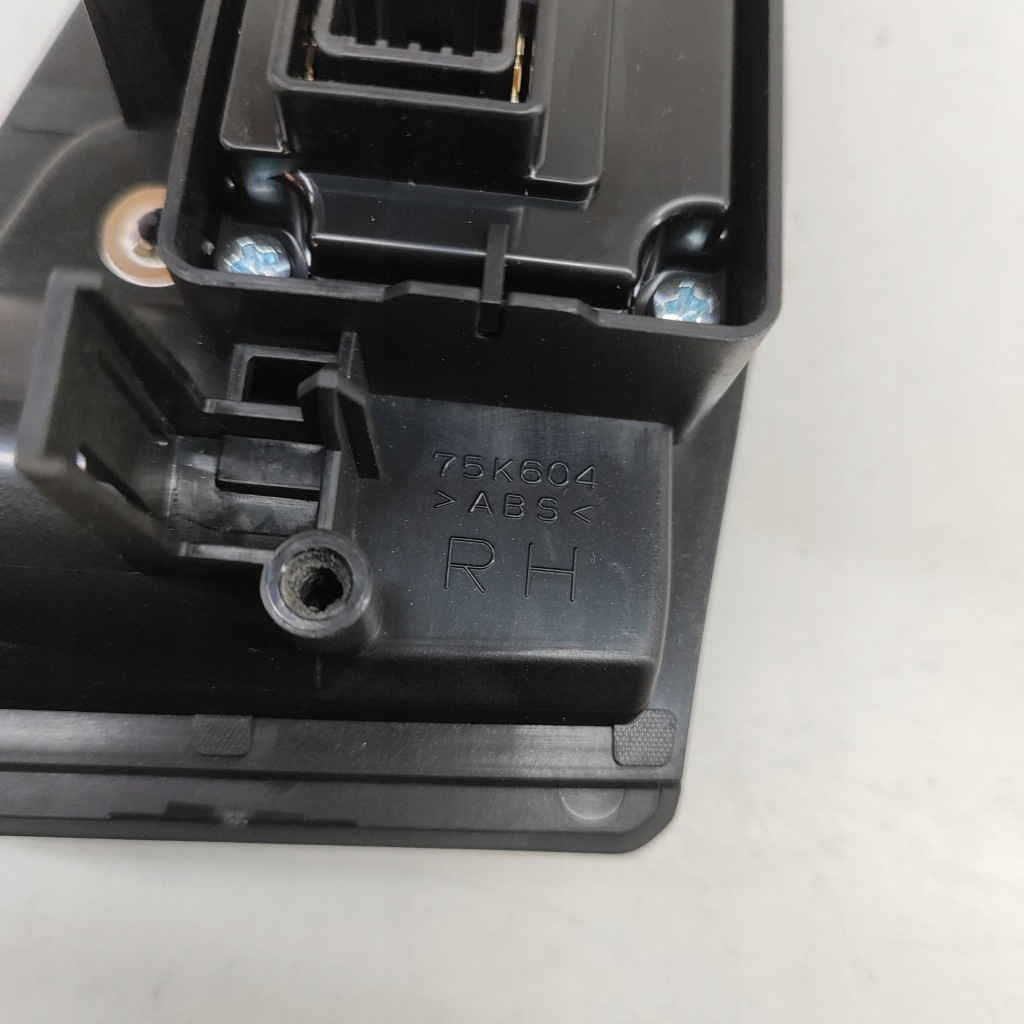 Lexus ux 2020 кнопки / переключатель регулировки громкость с Разборки