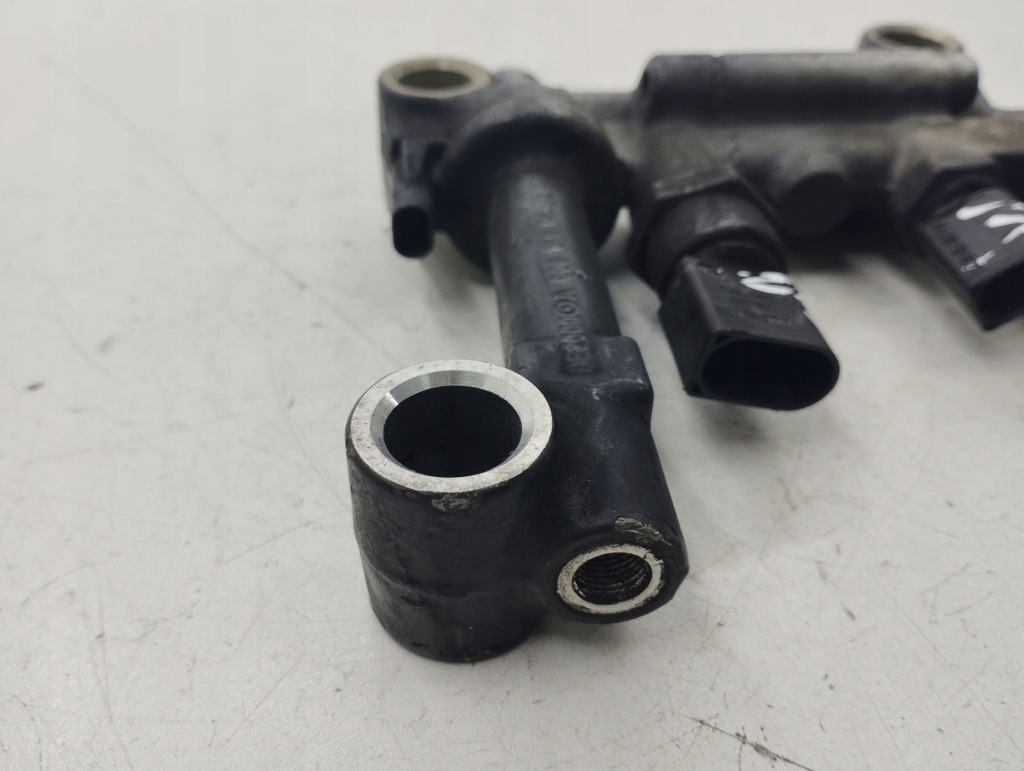 Mercedes-benz r w251 2008 шланг adblue a0001400539 Оригінал