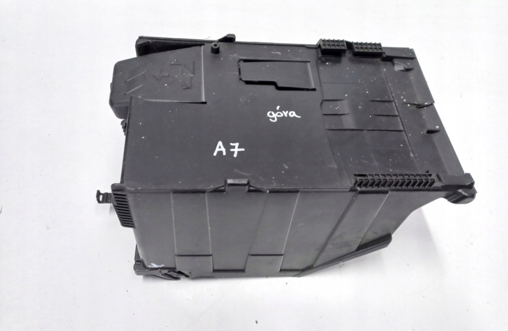 фото №1, Крышка аккумулятор верхний citroen c4 9687472580