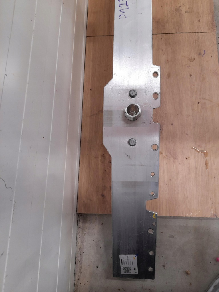 фото №2, Балка бампера передняя mercedes w206