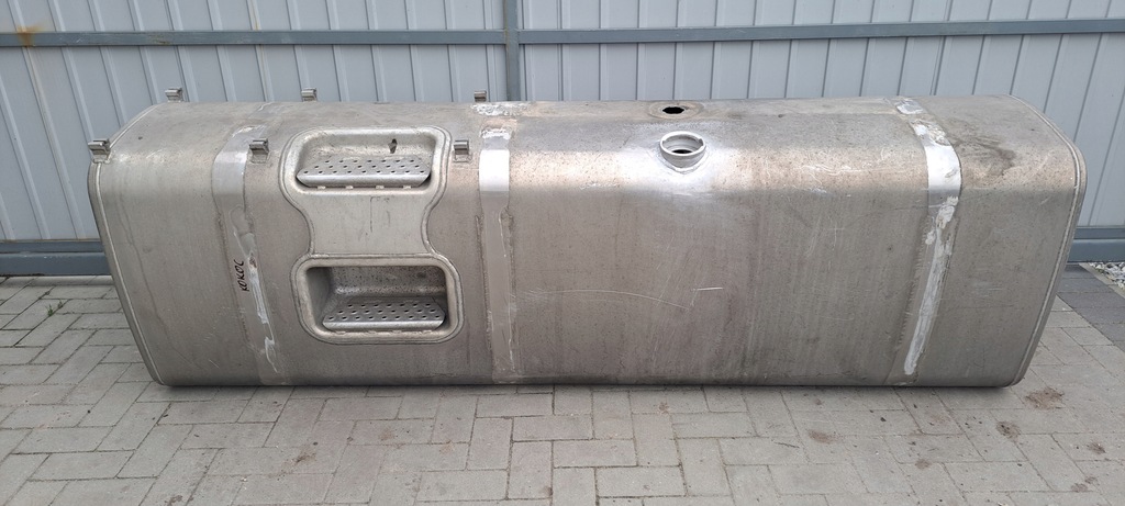 фото №1, Бак пального volvo fh4 fh 4 900l 225cm fh5 renault range t gama 21442020