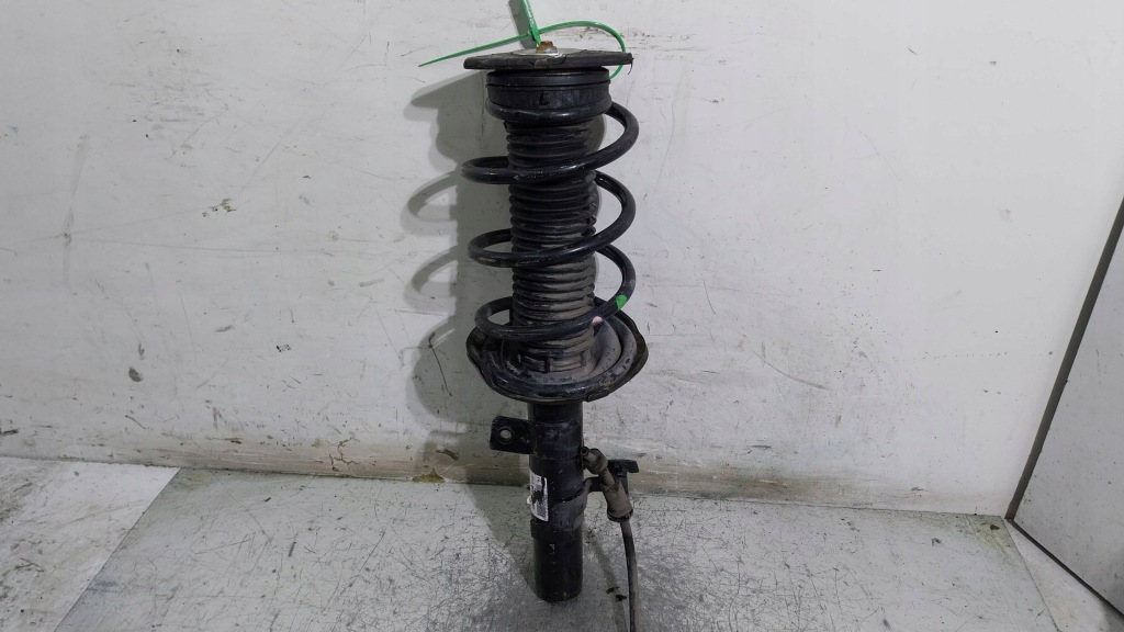 фото №1, Амортизатор левый перед 31658959 volvo v40 ii cross country