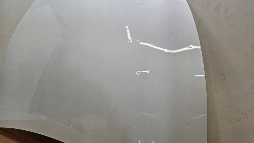 Капот кришка двигуна tesla model y оригінальна grad в Україні