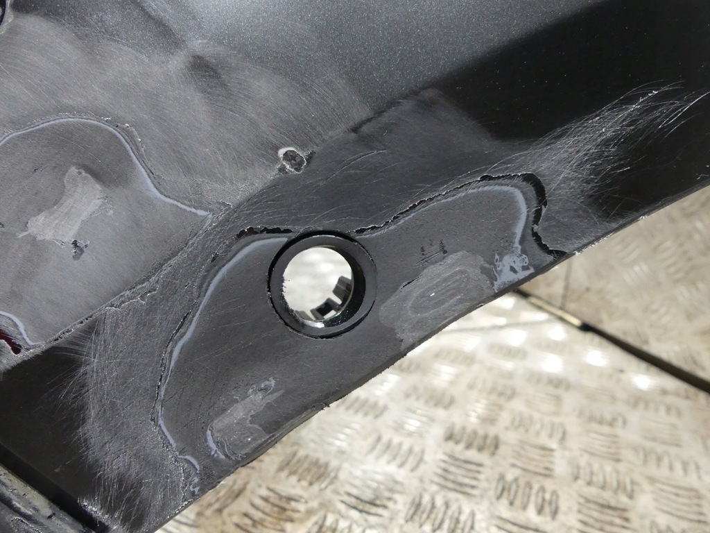 фото №12, Aston martin dbx бампер перед + накладка тонированная зелёный / оригинал