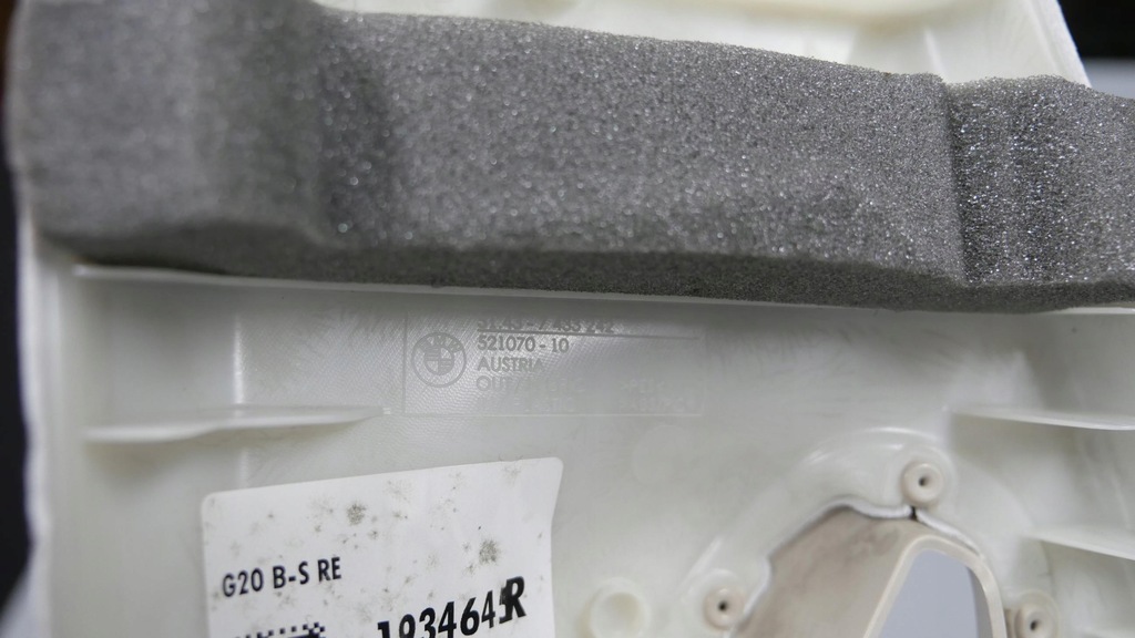 фото №7, Bmw g20 g21 защита стойка правая обшивка elfenbeinweiss 7433242 7481682