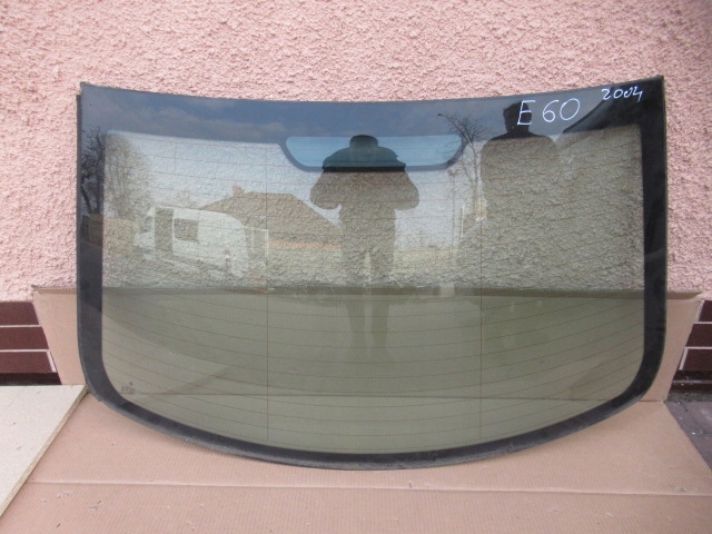 фото №1, Bmw 5 e60 стекло задняя 2004r.