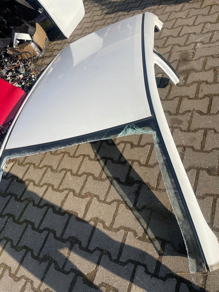 фото №1, Toyota yaris iii колір 040 дах