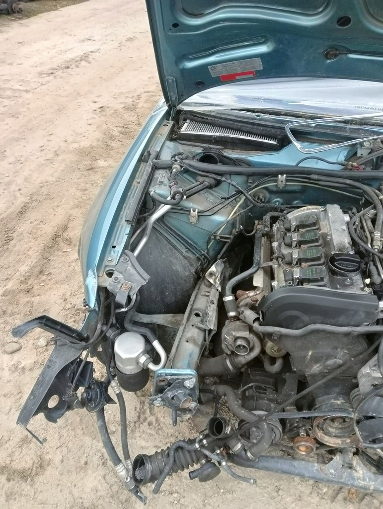 фото №1, Audi a4 b5 94-01 лонжерон чверть права lx6v