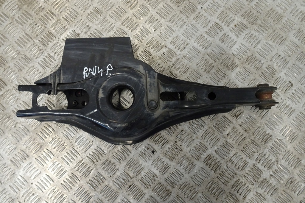 фото №4, Toyota rav4 v рычаг задняя задний правый 2.5 h гибрид 21-