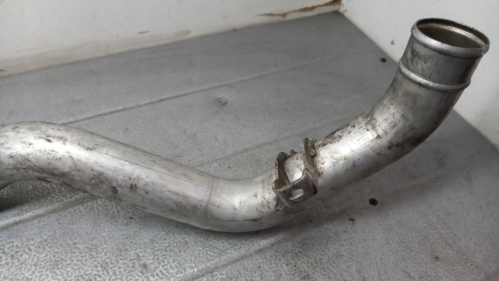 фото №3, Труба воздуха volvo v40