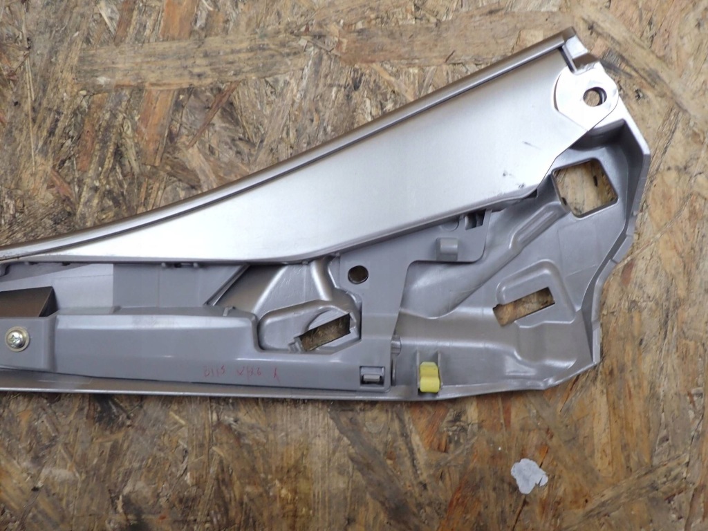 Елемент  консолі центральної lexus is 3 xe30 5501253010 ліва сторона в Україні