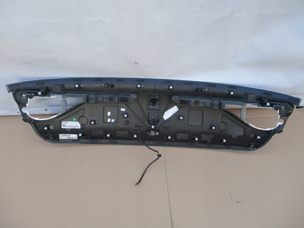 фото №3, Накладка крышки задняя renault talisman sedan идеальное состояние ted69