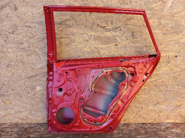 фото №10, Toyota corolla kombi e21 двері задні задня праве