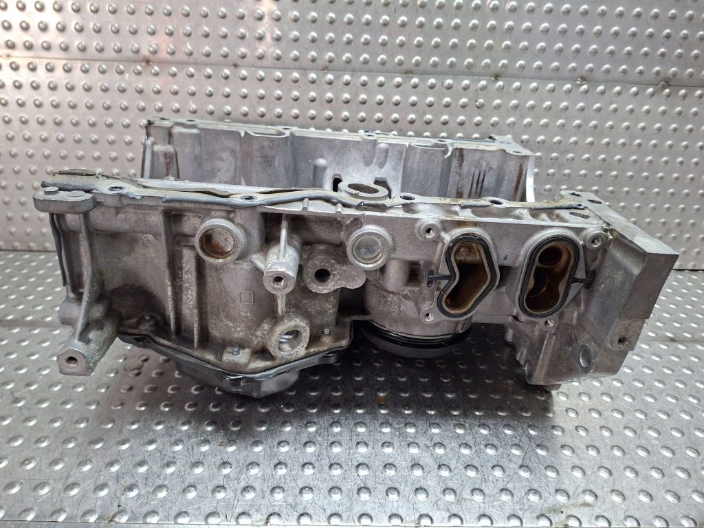 Поддон масляная 110171000r renault clio iv captur 1.2 tce 2012- в Украине