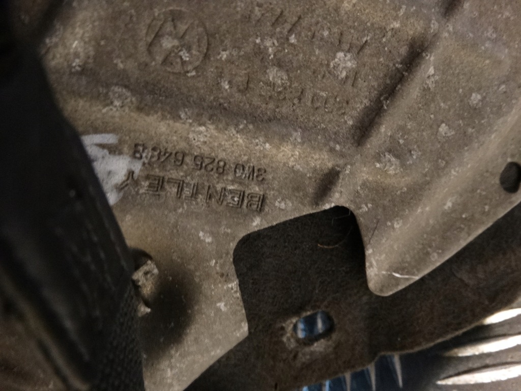 фото №6, Idealne подкрылок правый задняя bentley gt 1