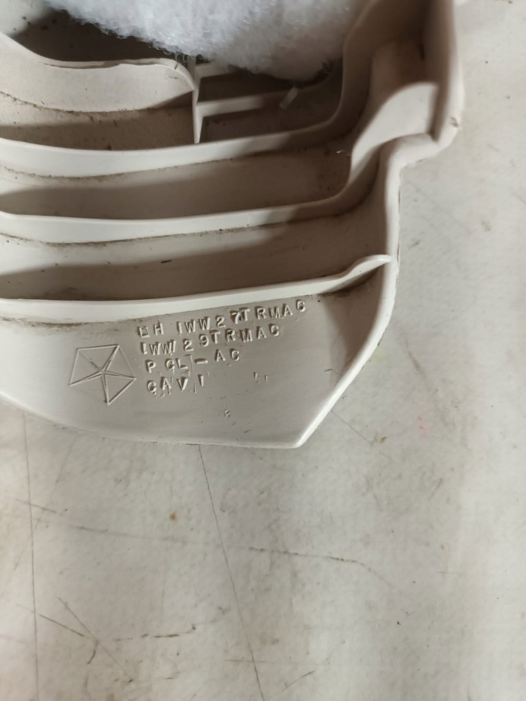 фото №13, Chrysler 200 15-osłona стійка ліва права