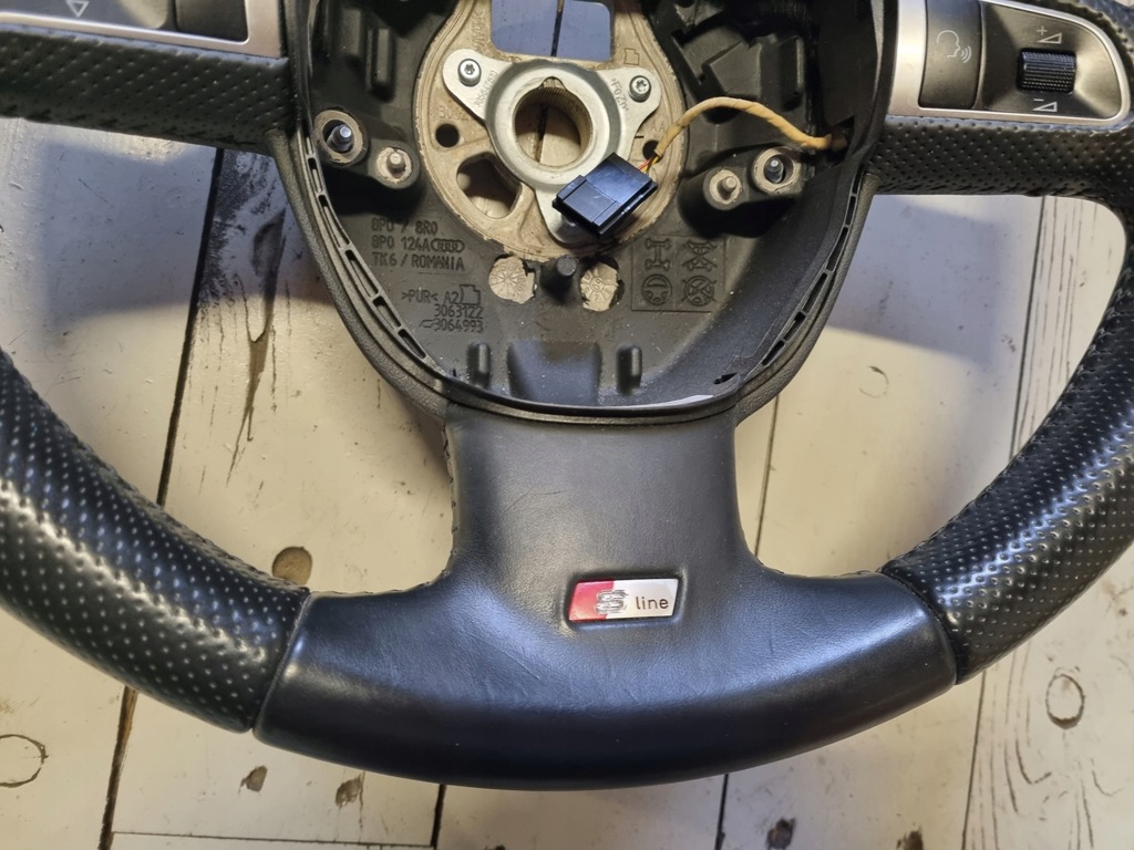 фото №13, Воздуховод кожаный мультифункция s-line 8p0419091dt + ручка 8k1713139e