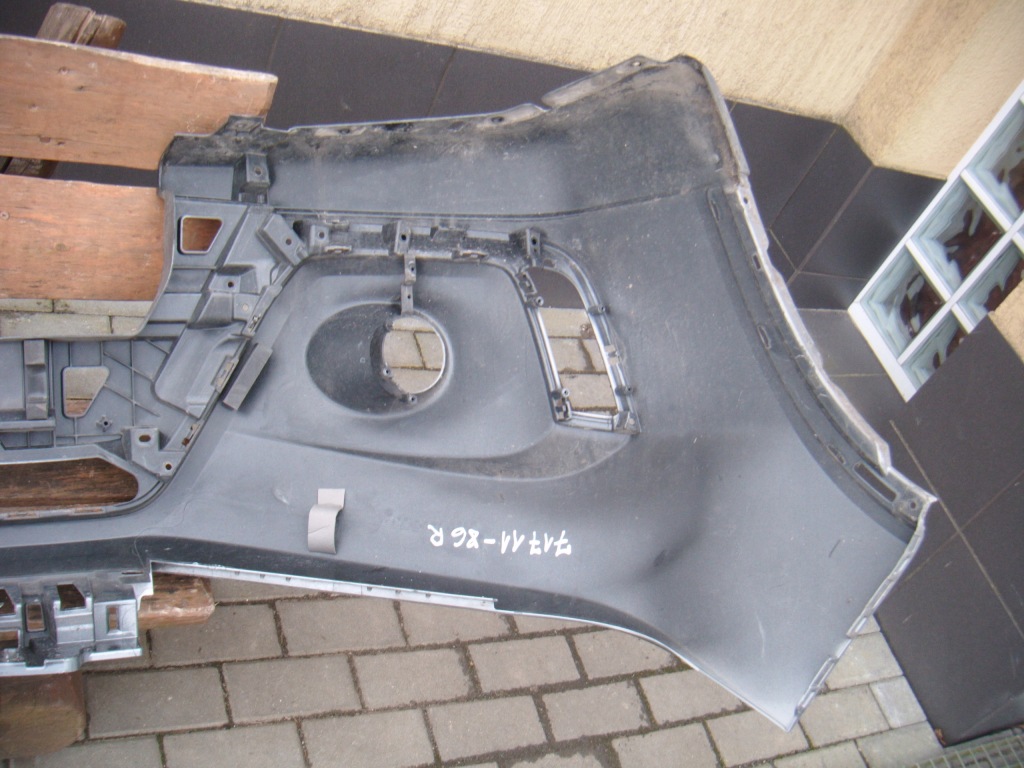 Купить Suzuki vitara 3 iii lift 2015- бампер перед передний 7171186r