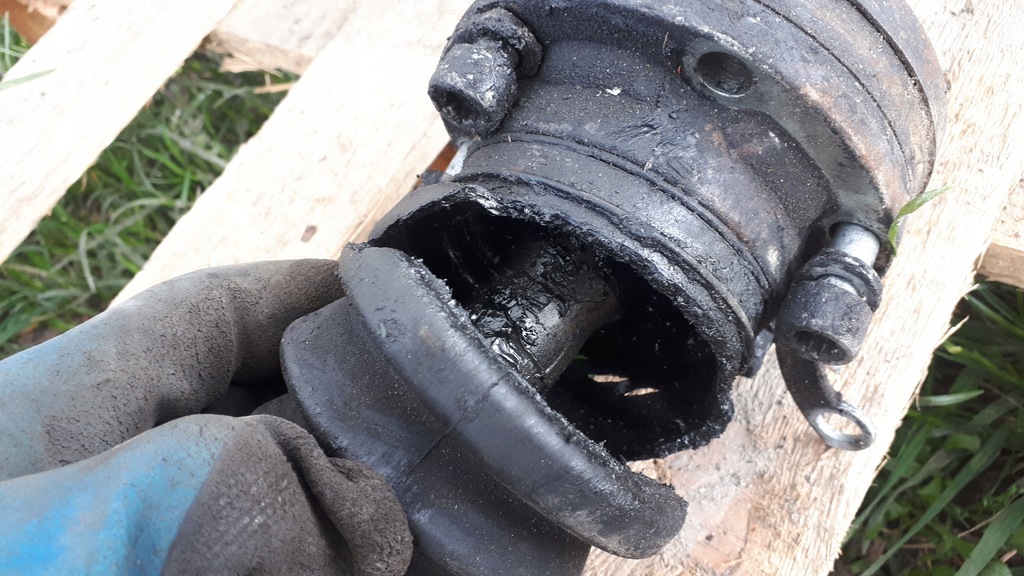 фото №9, Rs4 b7 приводной вал левая левый задняя 8e0501203t 4.2 v8