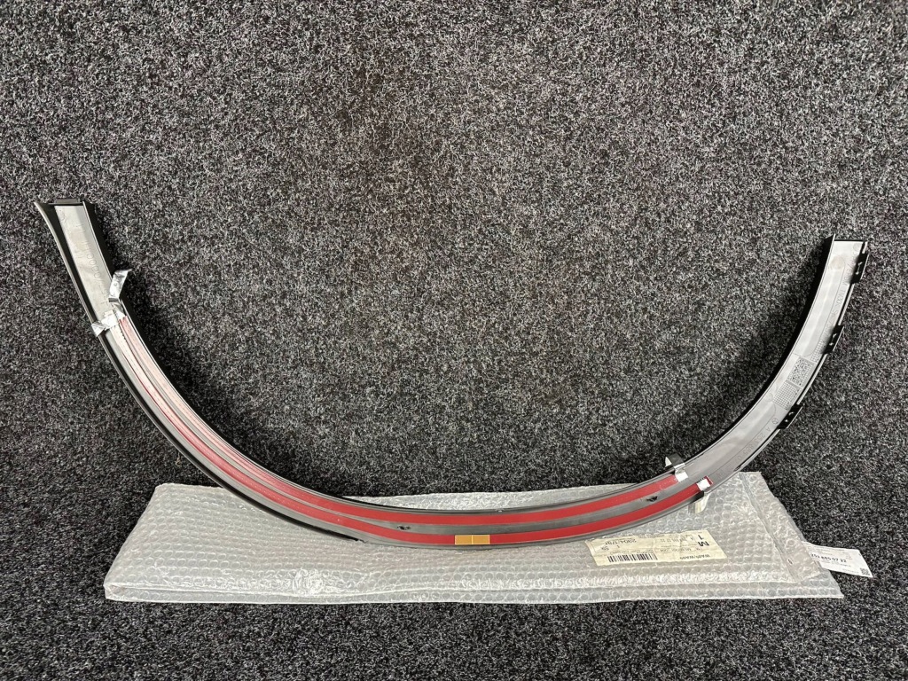 фото №5, Mercedes glc w253 x253 молдинг крыла левая задняя задняя a2538850722