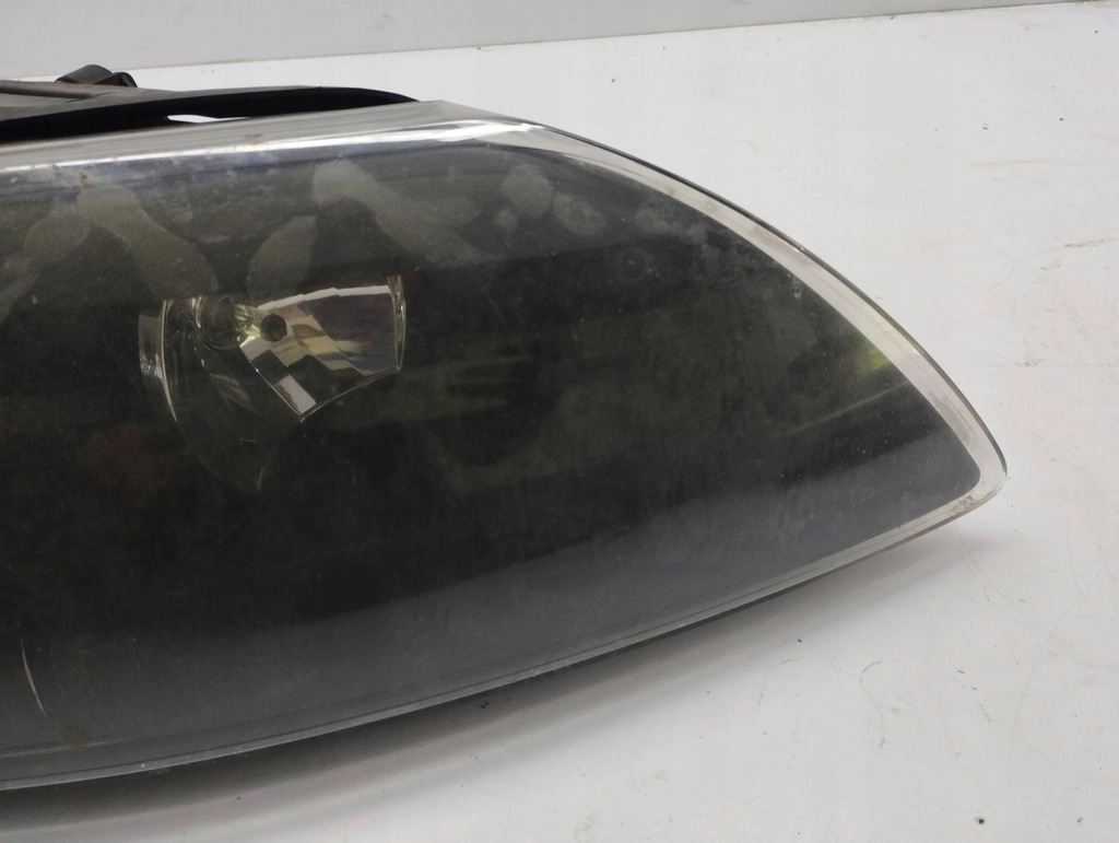 фото №9, Audi q7 4l 2006 правая сторона лампа передняя