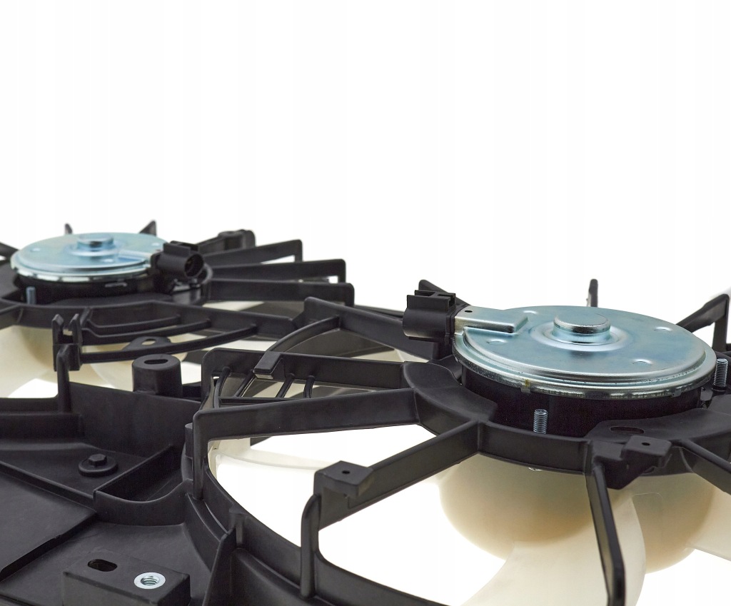 Диффузор радиатора i кондиционера toyota rav 4 xa40 2013-2015 16712-28050 в Украине