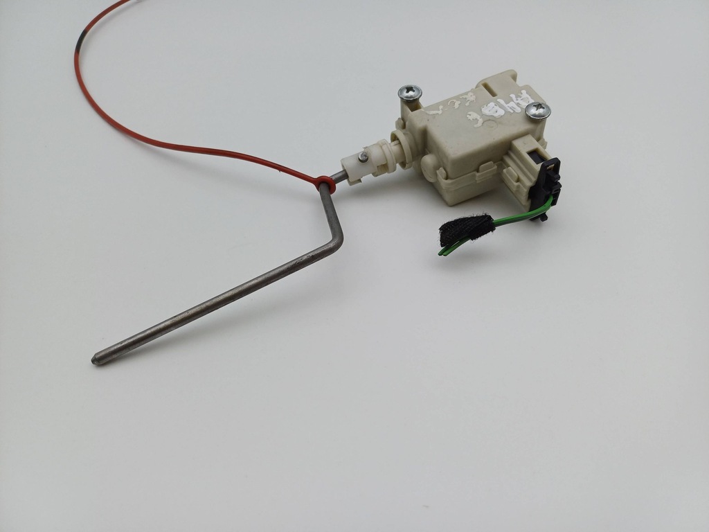 фото №6, Привод крышка заливной топлива audi a4 b6 nr149