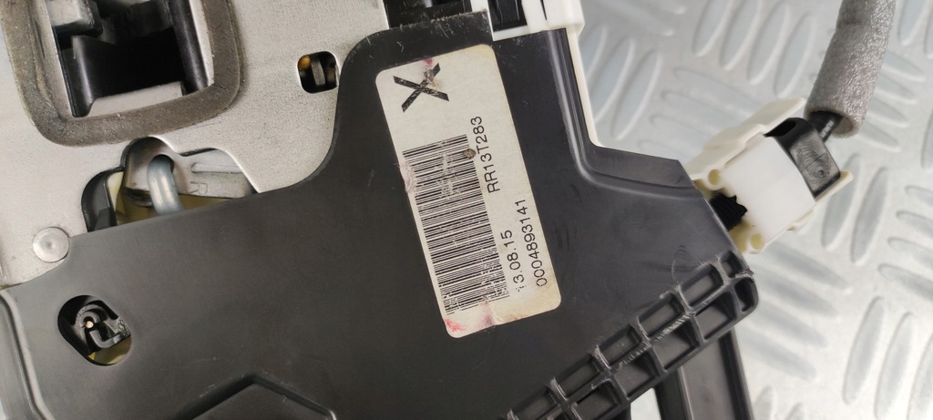 фото №9, 2047303635 2047601634 замок дверь правый задняя mercedes gla x156 w246 w176