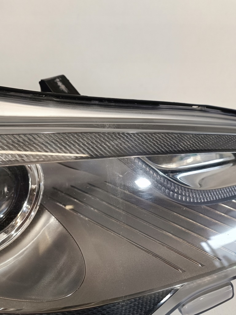 фото №3, Лампа перед права tesla s 2016-