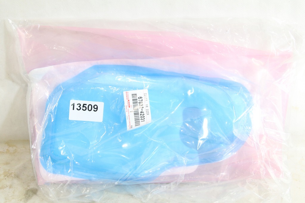 фото №1, Плівка захисна двері перед оригінал toyota rav4 iv 4 2012-2019