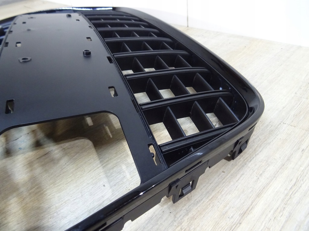 фото №9, Решітка радіатора audi q7 sq7 w12 s-line 4l0807651j lift llu