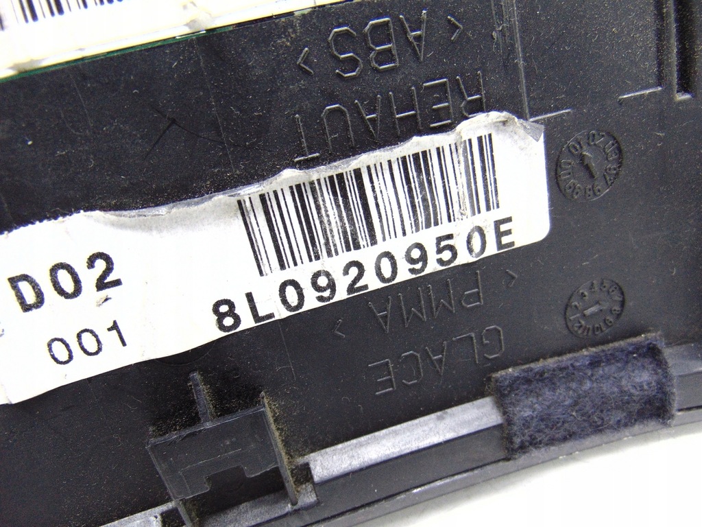 фото №8, Счетчик приборы 8l0920950e audi a3 8l 96-03 r