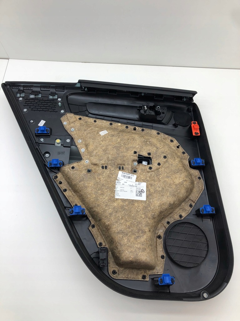 фото №15, Volvo xc40 правый обшивка задних дверь обивка 31407710