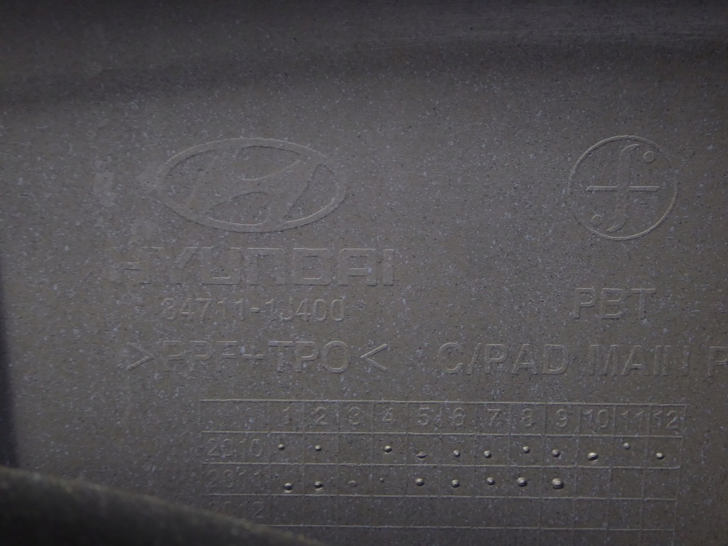 фото №16, Hyundai i20 i приборная панель консоль подушки безопасности ремни датчик