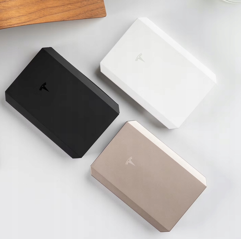 фото №11, Tesla s x 3 y powerbank зарядное устройство беспроводная 5000mah 19,3wh белый новый