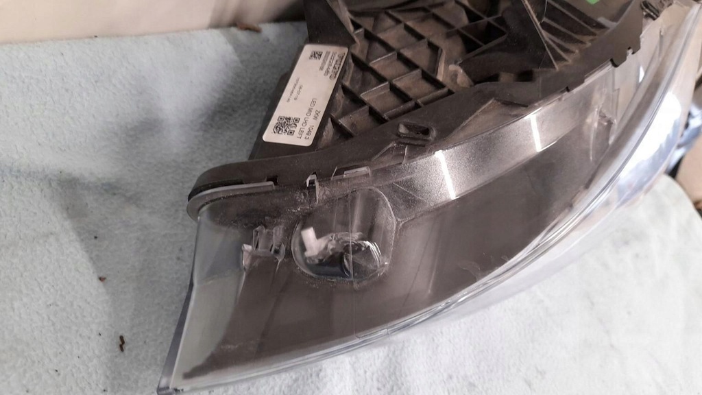 фото №3, Volvo v40 2017 лампа передняя