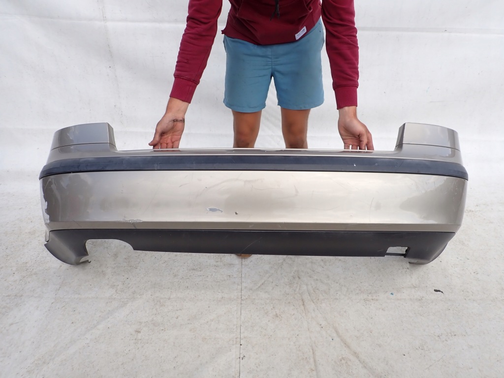 фото №1, Skoda octavia ii sedan hb 04- бампер задняя pdc