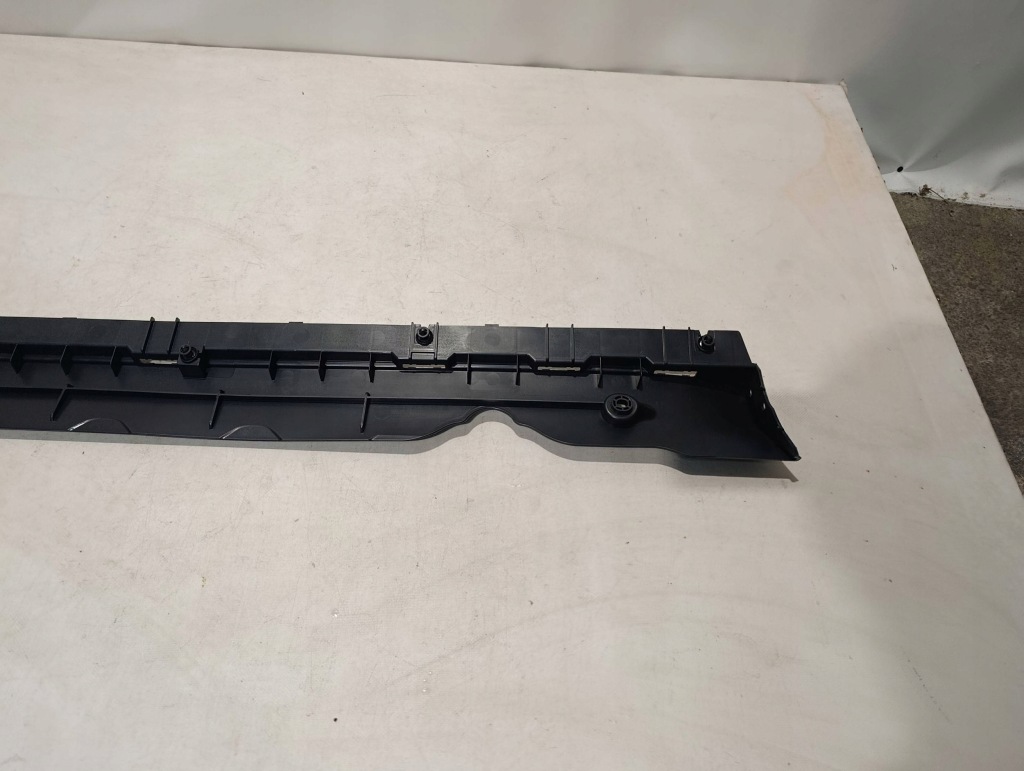 Поріг правий накладка поріг tesla model y 1845523-00-a Київ