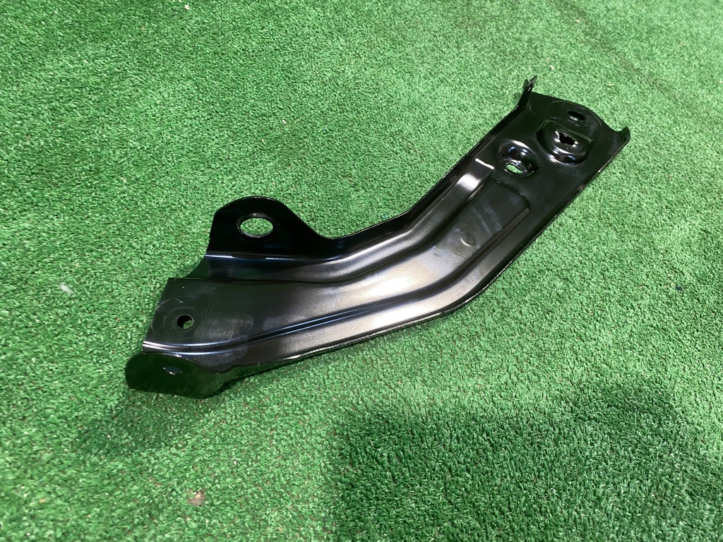 фото №9, Skoda kamiq кронштейн панель фары element поперечина правый перед 658805932