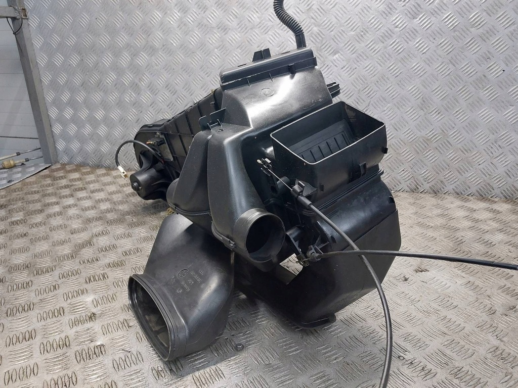 фото №9, Корпус отопителя + воздуходувка + резистор transporter t4 701819021b